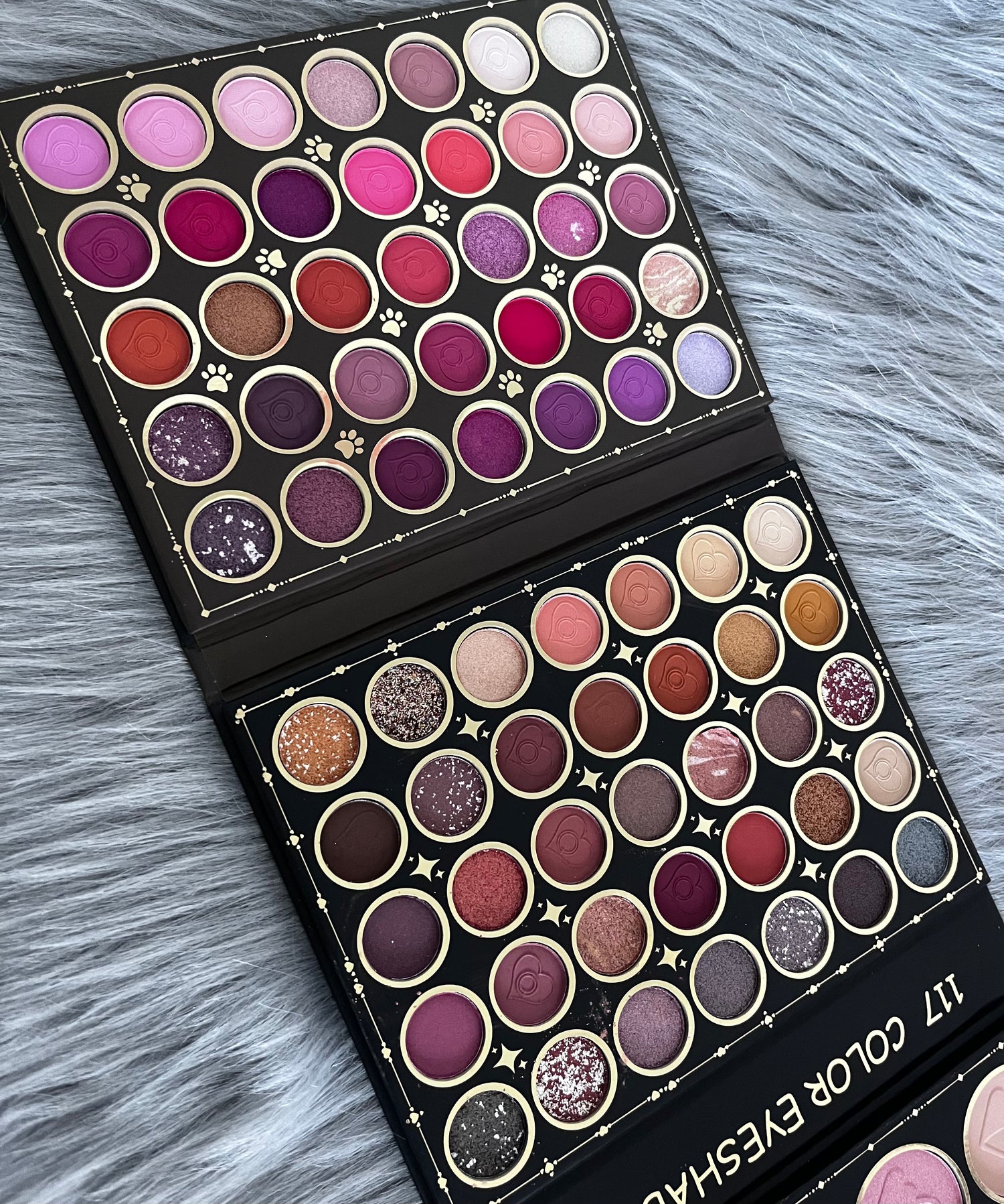 Over Seas Color Book Pallets